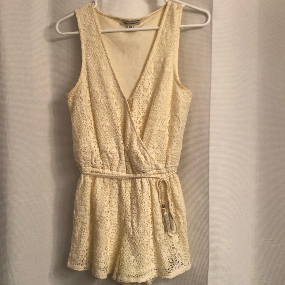 American Eagle cream lace romper